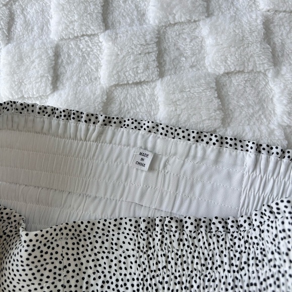 ALC Black and White Smocked Bubble Mini Skirt - Picture 5 of 10